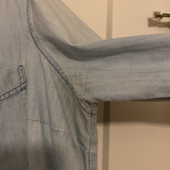 Chambray button-down shirt - Picture 6 of 7